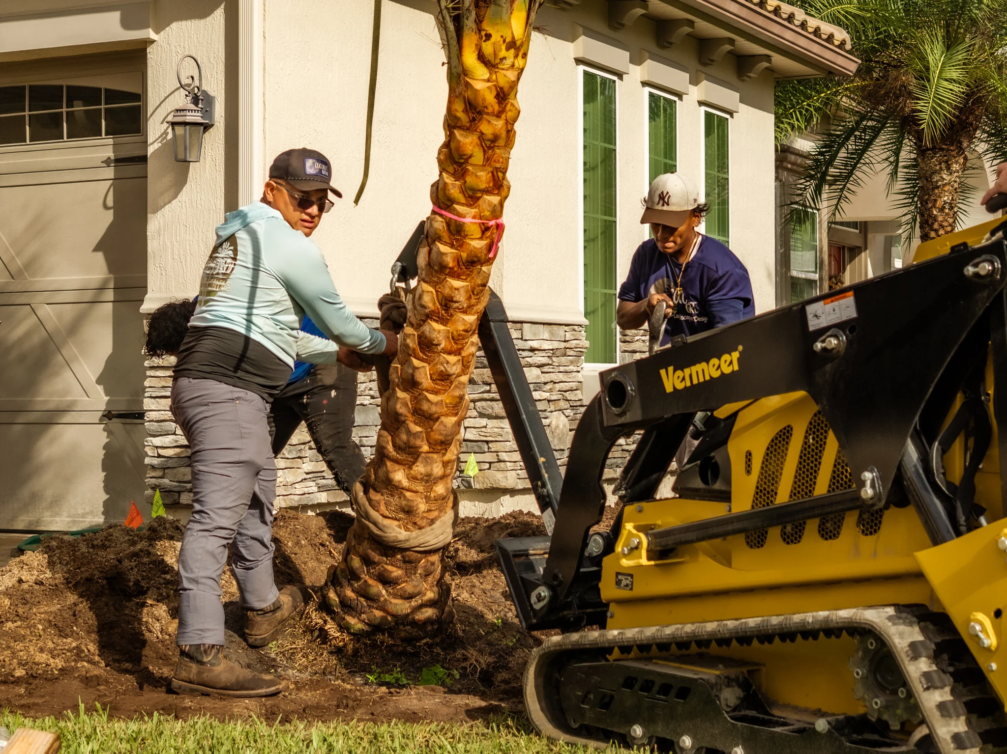 default Ariel & Jesus, Installation Team Leads of Coconut Grove