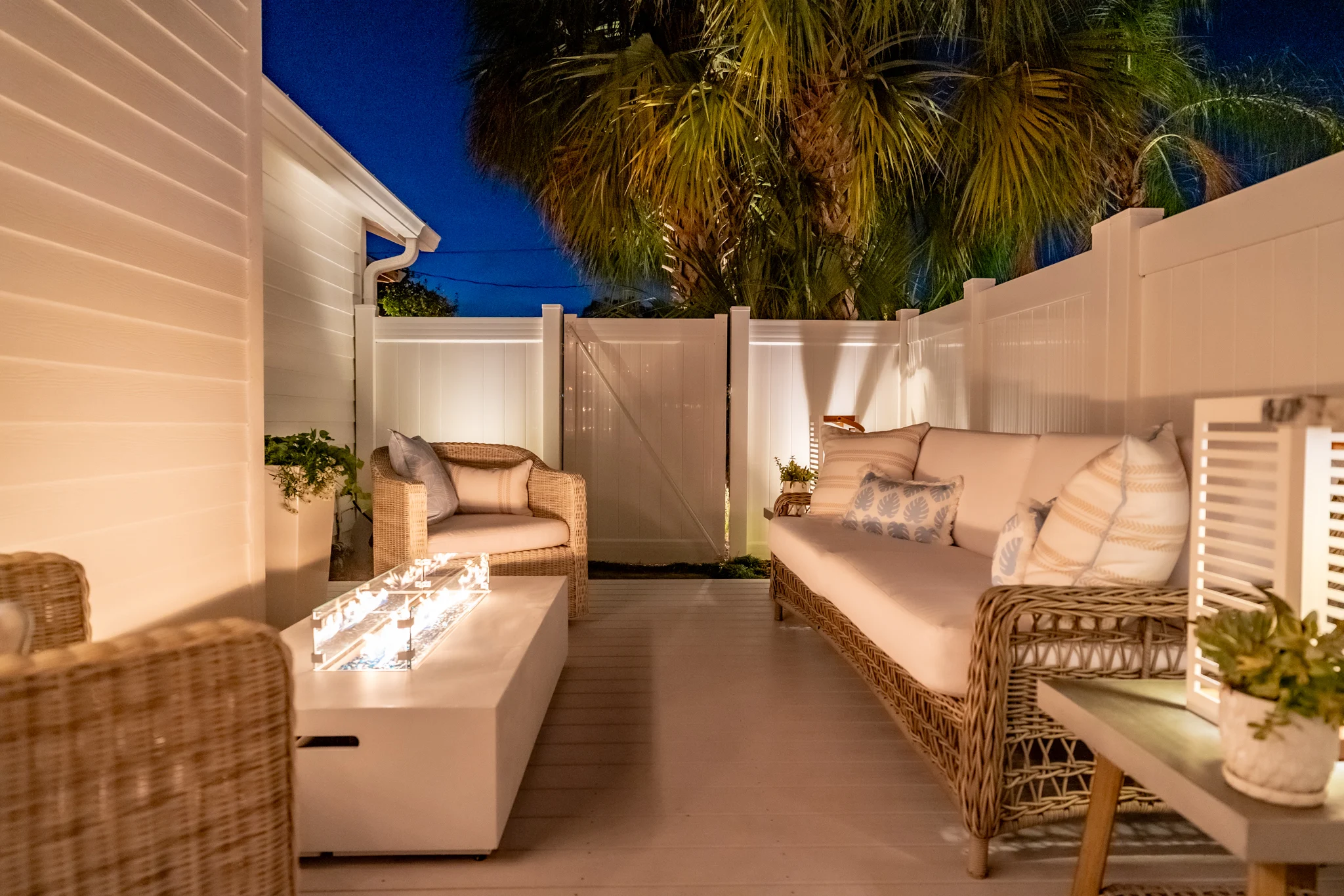 Shade Sail Backyard Large, natural boulders strategically placed in the landscape, adding a sense of grandeur and anchoring the garden design